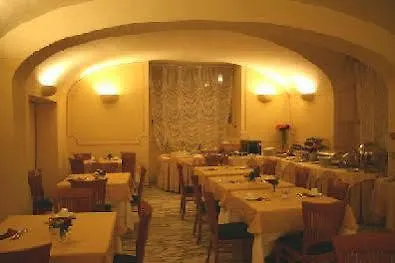 Palazzo Lorenzo Hotel Boutique & Spa Floransa 4*,